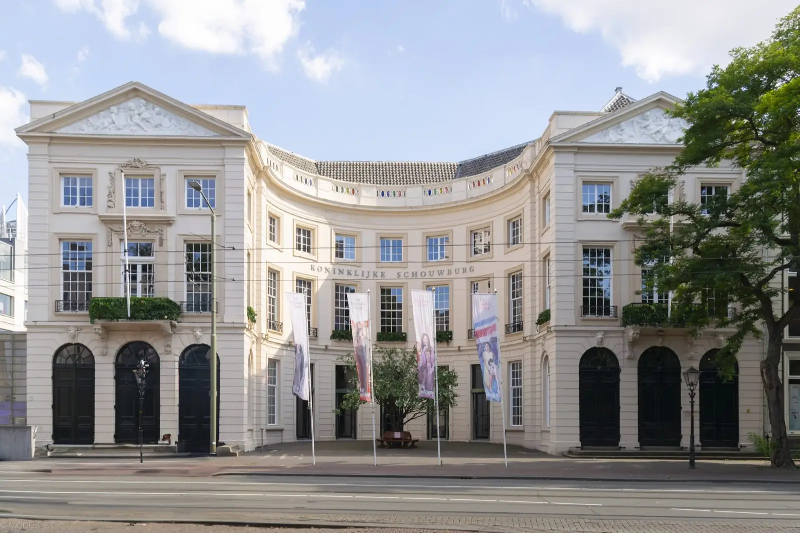 Gevel Koninklijke Schouwburg Den Haag